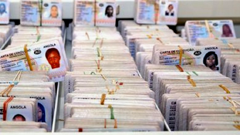 Emissão de Cartas de Condução Suspensa Devido à Modernização da Sistema