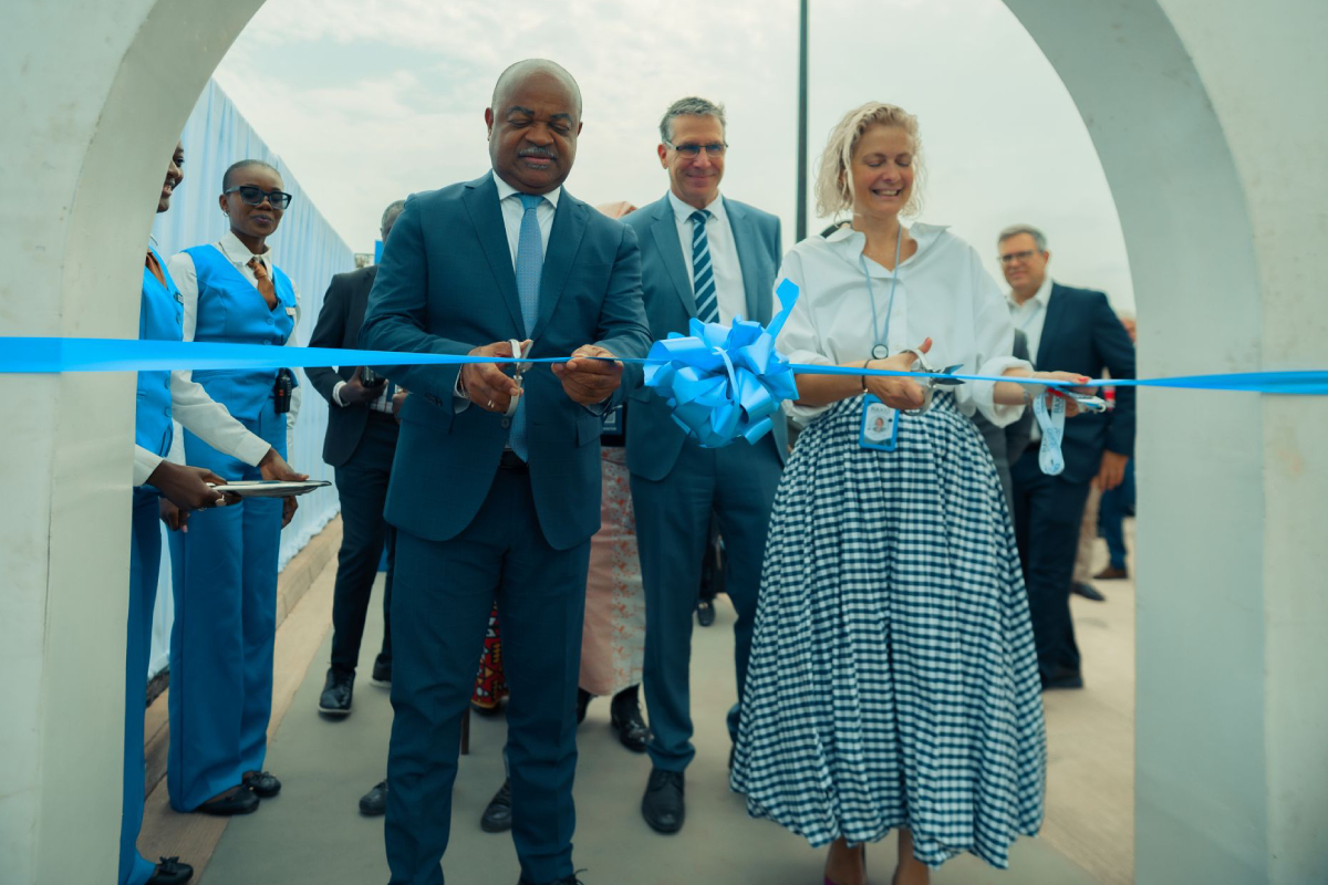 Angola Inaugura o Seu Primeiro Data Center Neutro de 30 Milhões USD