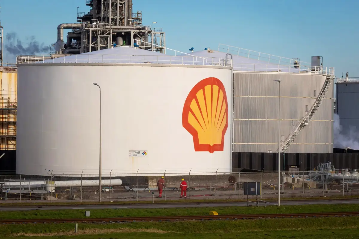 SHELL PERDE BATALHA JUDICIAL E VÊ PROJECTO OFFSHORE BLOQUEADO EM ÁFRICA